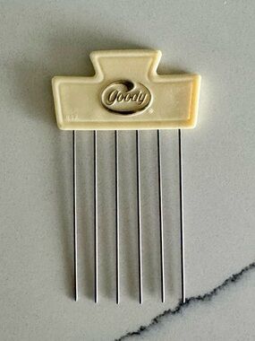 “Goody” Ivory Hair Lift Pick for Styling